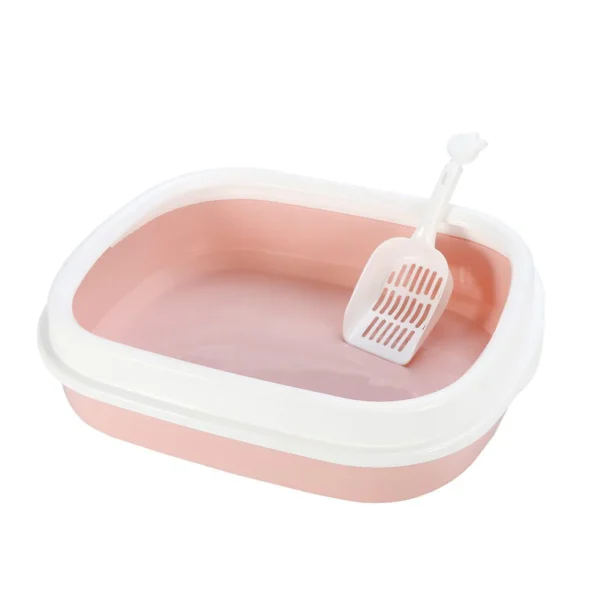 Open cat litter tray with scooper